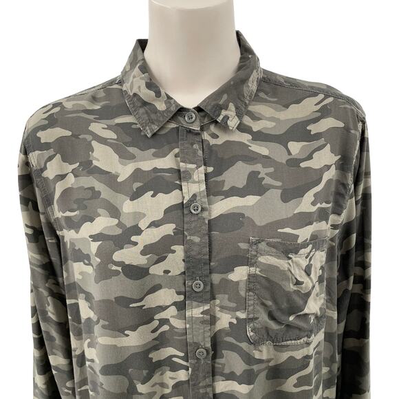 Beachlunchlounge Camo Button-Up Top Size L – Women's Long Sleeve Shirt - Picture 2 of 9